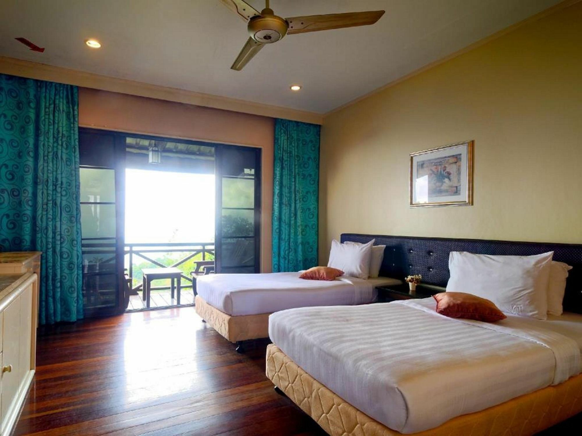 Kasih Sayang Hill Resort Kota Kinabalu Eksteriør billede